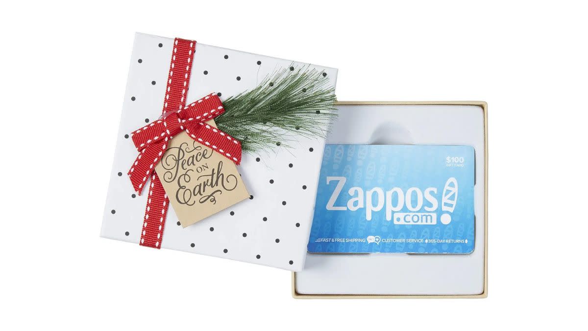 The 7 Best Gift Cards To Give This Holiday Season