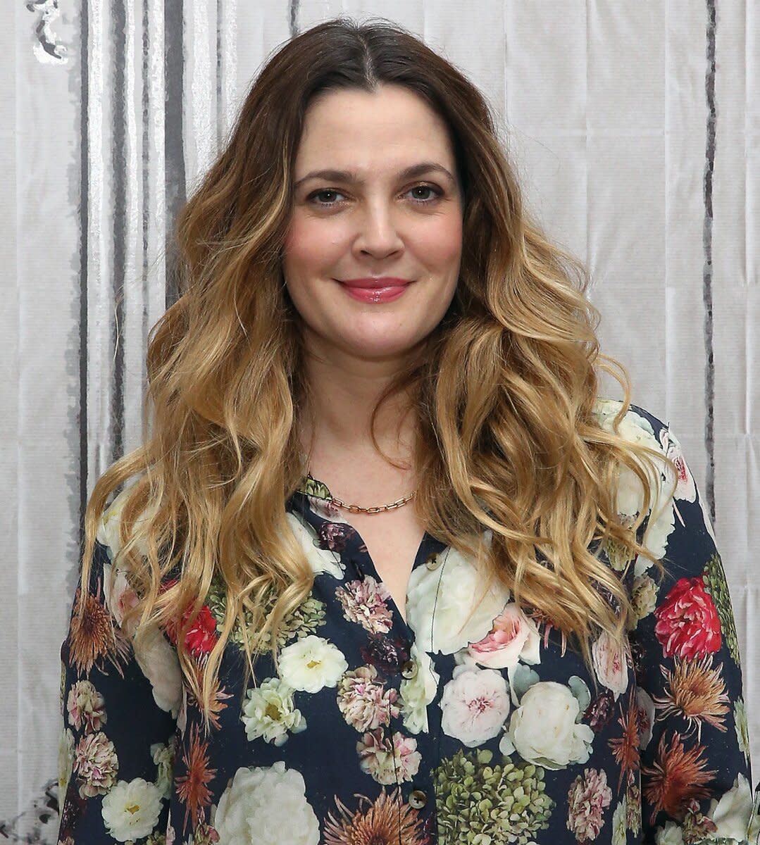 Drew Barrymore Clarifies That She Does Not Hate Sex It Simply Hasnt Been My Priority