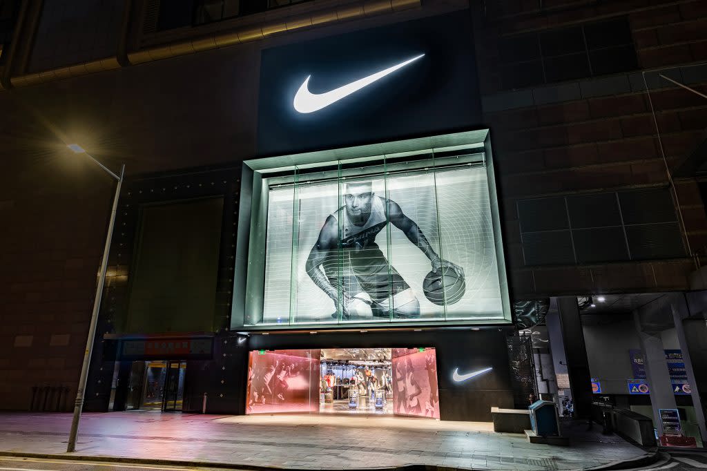 Why Analysts Say Buying Nike Stock Is a 