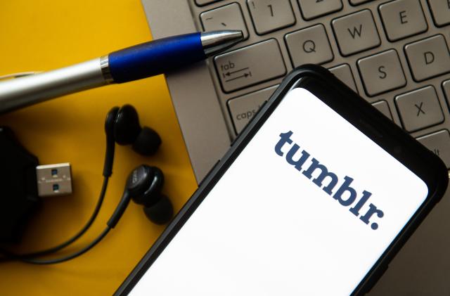 POLAND - 2020/10/20: In this photo illustration a Tumblr logo seen displayed on a smartphone. (Photo Illustration by Mateusz Slodkowski/SOPA Images/LightRocket via Getty Images)