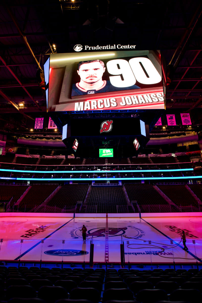 new jersey devils scoreboard