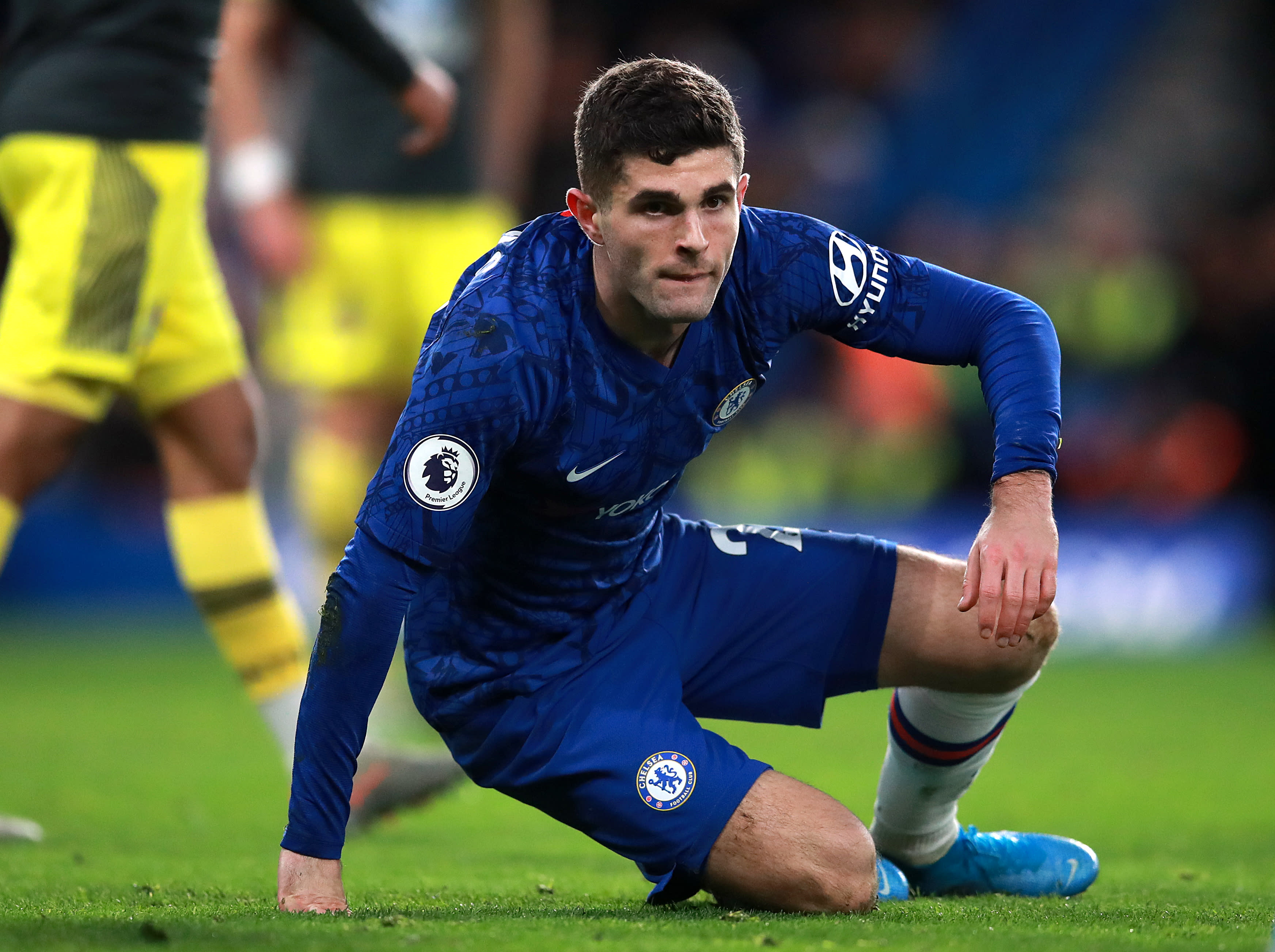 Chelsea's Christian Pulisic to miss 'a few weeks' with injury