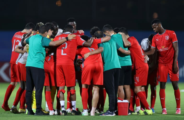 Un triplé d’Olonga mène Al-Duhail à la victoire sur l’indépendance