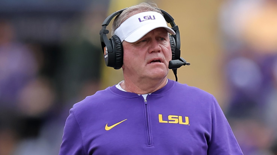 Getty Images - BATON ROUGE, LOUISIANA - NOVEMBER 25: Head coach Brian Kelly of the LSU Tigers reacts against the Texas A&M Aggies during a game at Tiger Stadium on November 25, 2023 in Baton Rouge, Louisiana. (Photo by Jonathan Bachman/Getty Images)