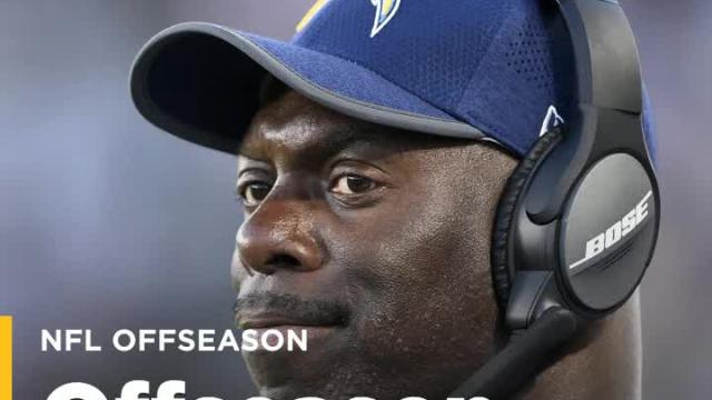 Chargers head coach Anthony Lynn earns college degree from UNLV