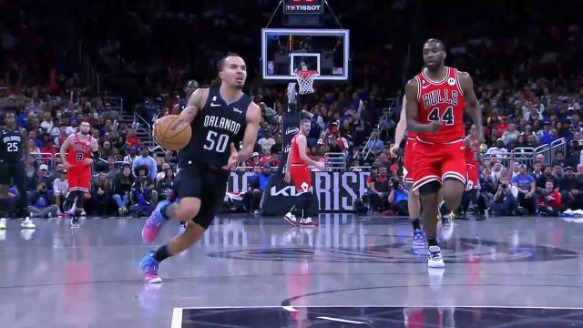 Cole Anthony with a dunk vs the Chicago Bulls
