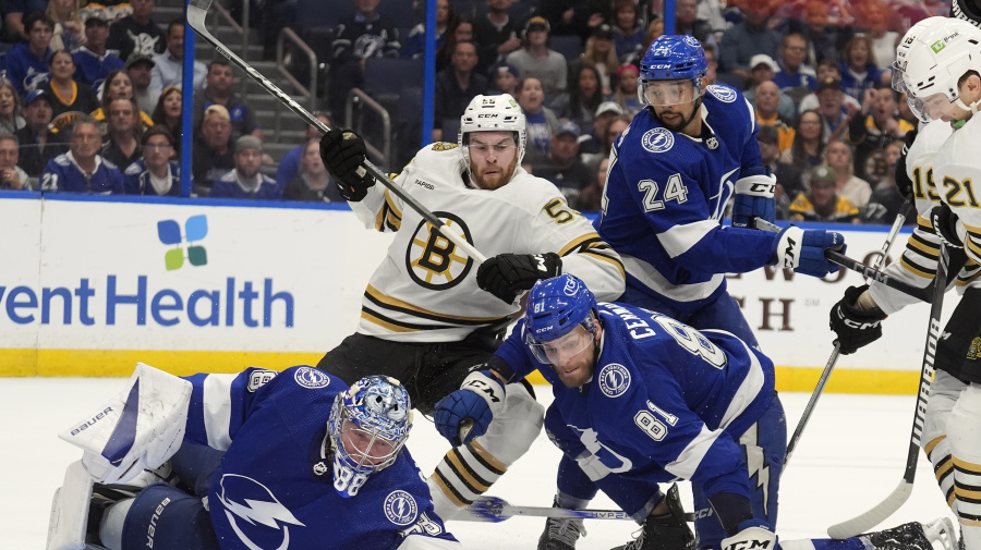 
BOS1
vs
TB3
•Final
Beware of Lightning: Surging Tampa Bay remains on a roll
Brayden Point broke a second-period tie and Andrei Vasilevskiy made 23 saves as the Lightning extended their unbeaten run to 8 by beating Boston. 