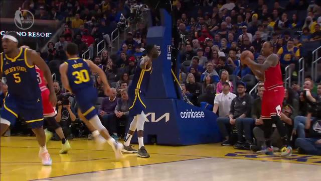 Zach LaVine with a 3-pointer vs the Golden State Warriors