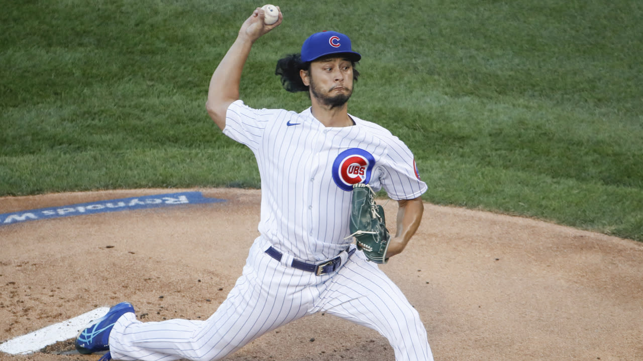 Yu Darvish's son, Shoei Darvish, is getting some work in in front