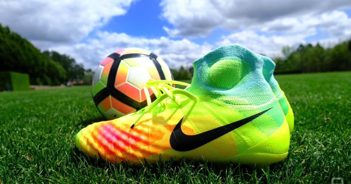 Afrekenen melk het doel Nike's latest soccer cleat is its most data-driven shoe yet | Engadget