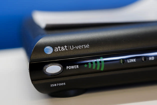 FCC fires back at AT&T with questions about its paused fiber rollout