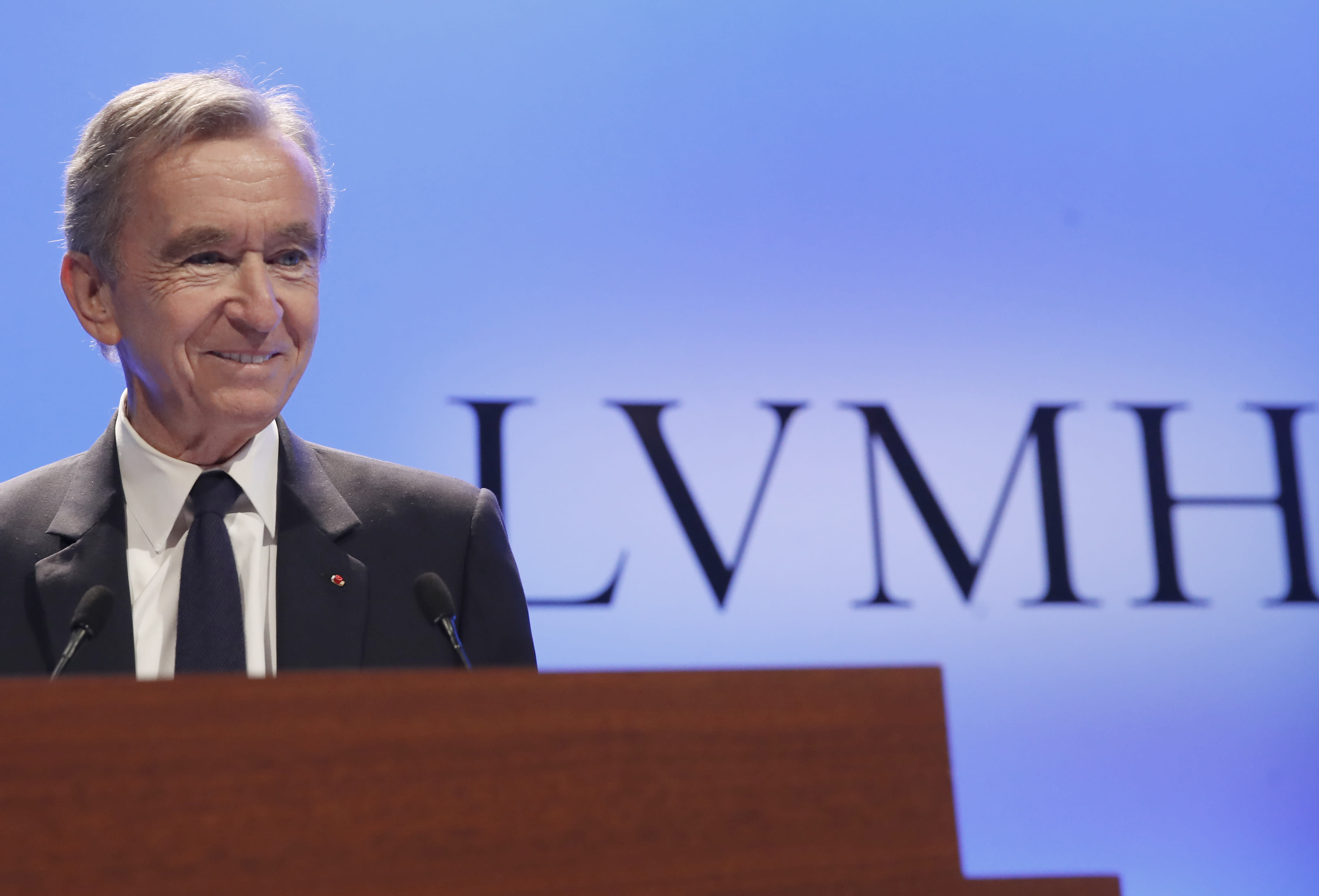 IMG BERNARD ARNAULT is the World's Second-Richest Person