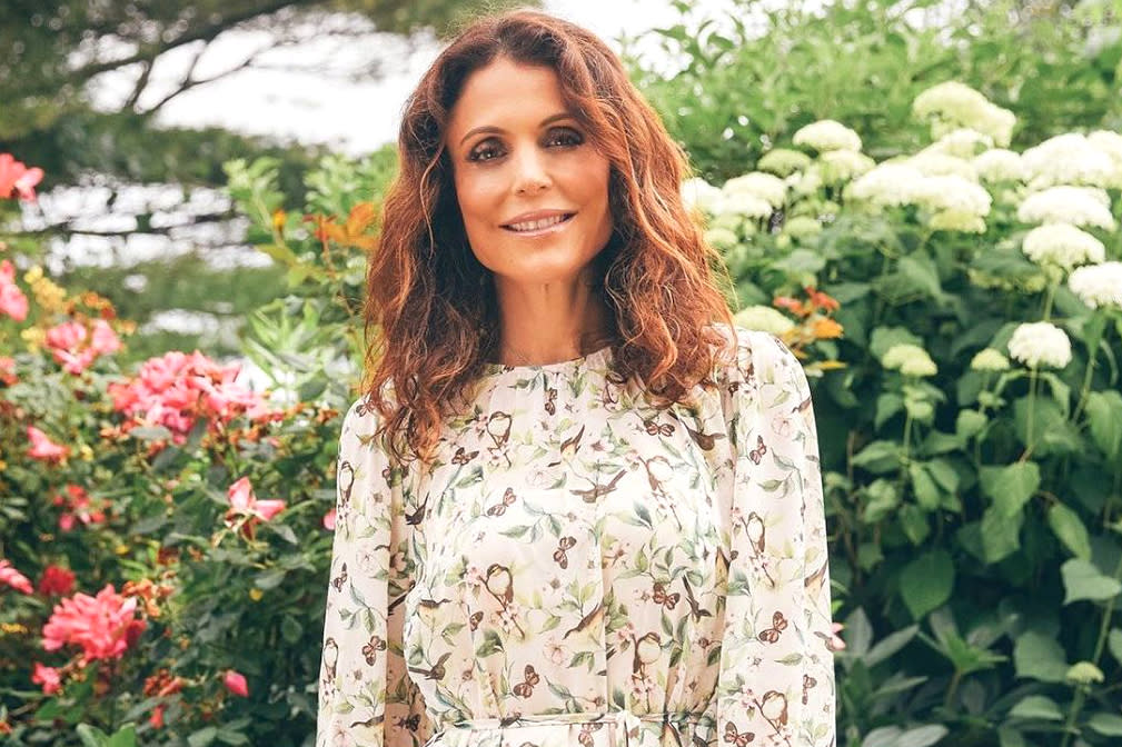 Bethenny Frankel mostra il suo elegante stile da vacanza in Italia