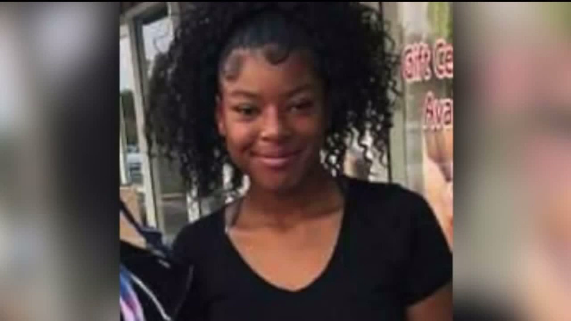 Mom Fears Her Missing 13 Year Old Daughter Has Been Taken By Sex