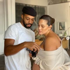 Ashley Graham Appears In Gorgeous Nude Pregnancy Photo Taken By Her Husband