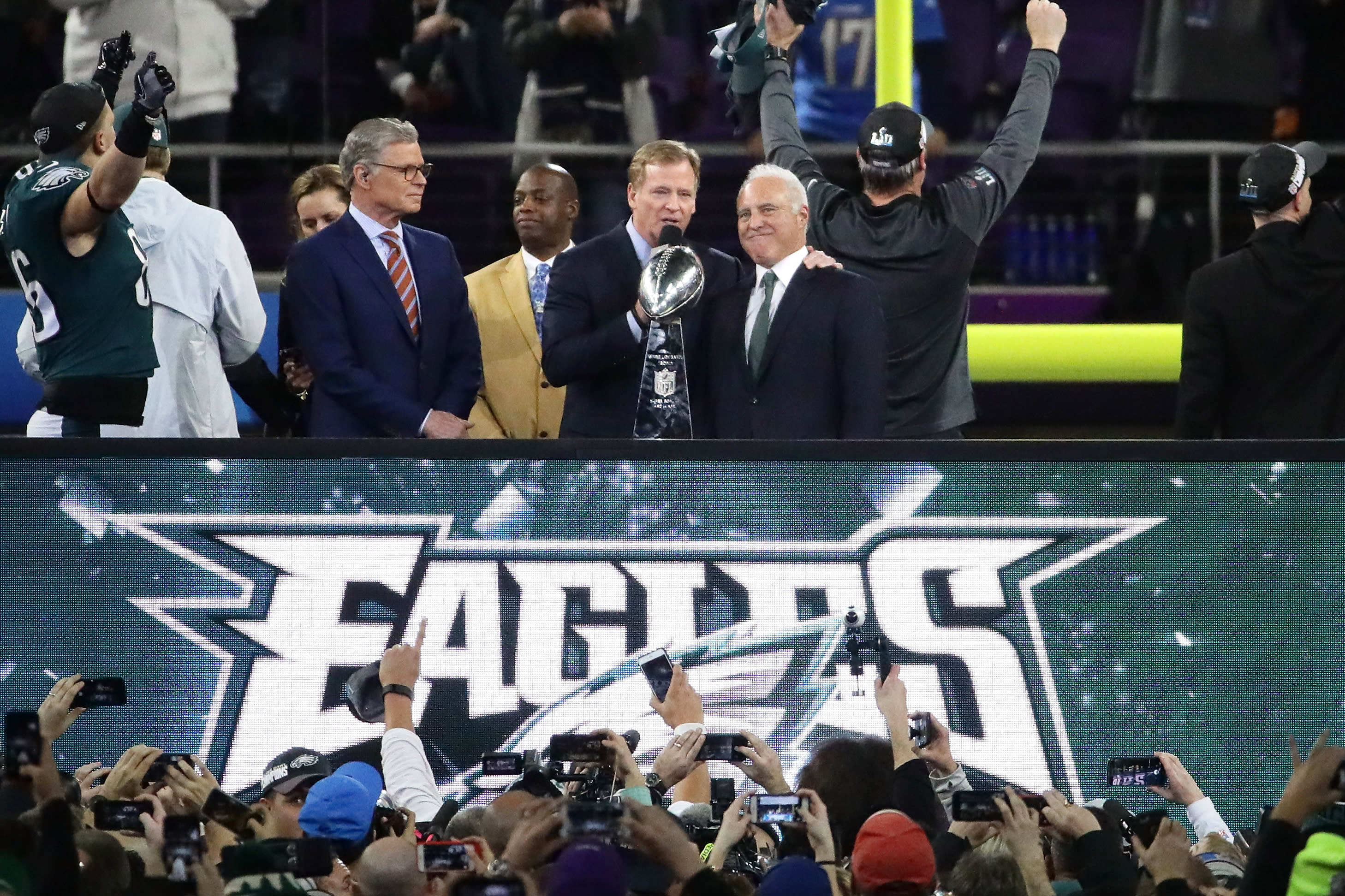 Roger Goodell, NFL get storybook Super Bowl ending