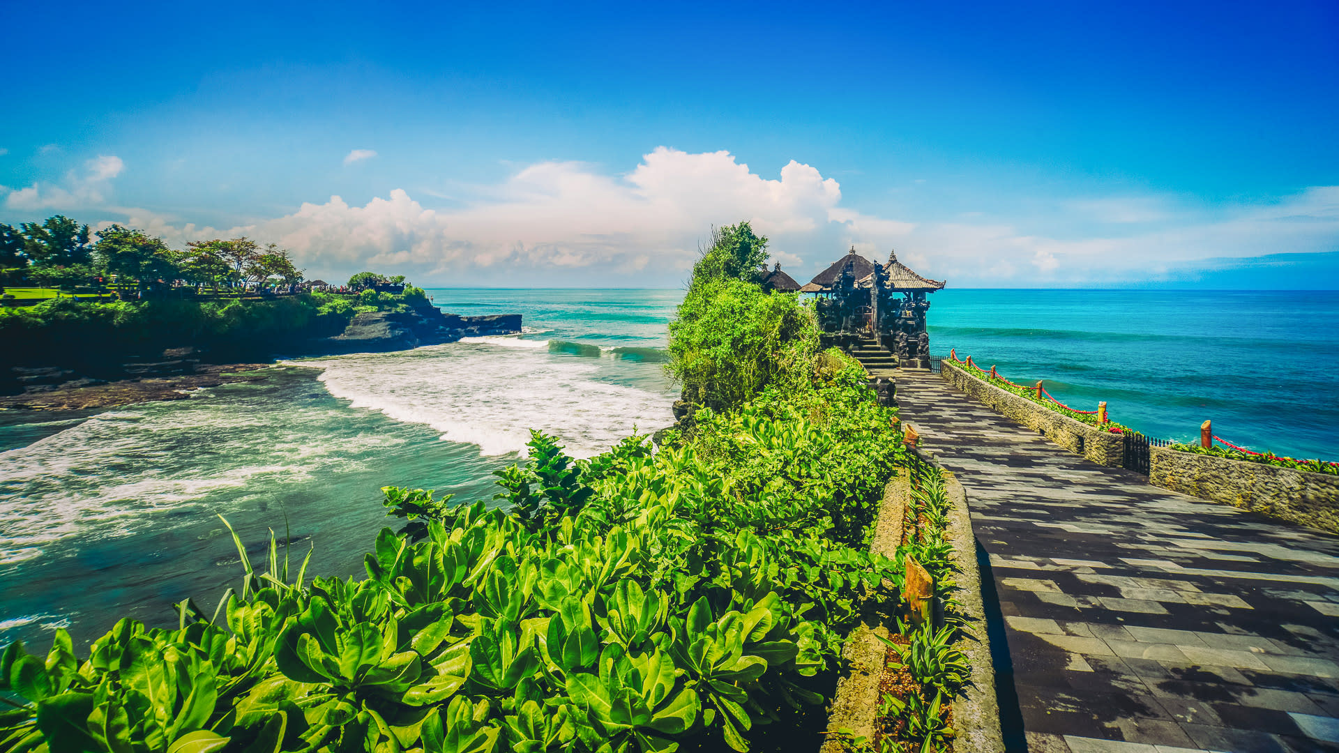 5 Amazing Travel Destinations You Can Actually Afford to Live In