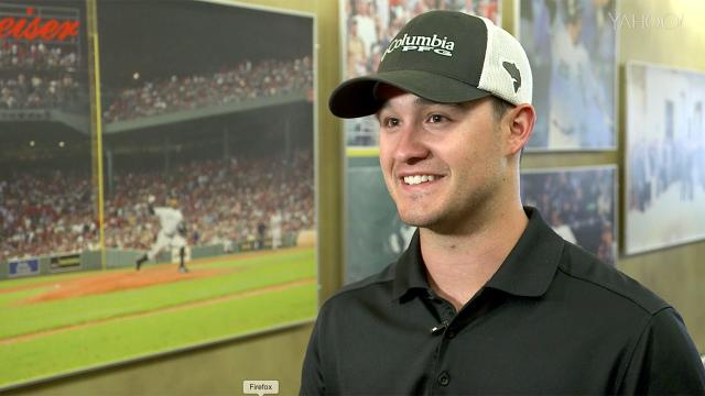 Kris Bryant poses as Mesa Community College transfer