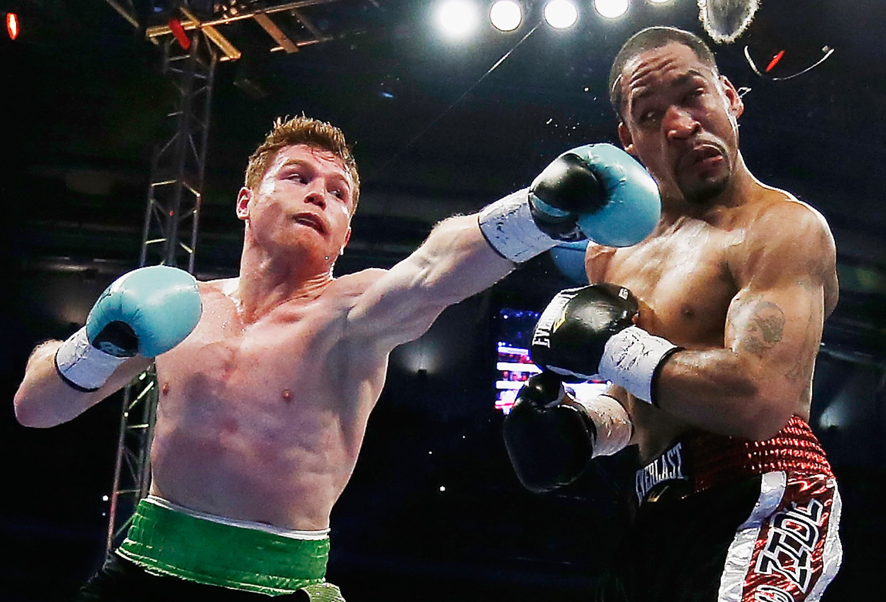 Canelo Alvarez puts 'Fight of the Century' in rearview with devastating KO