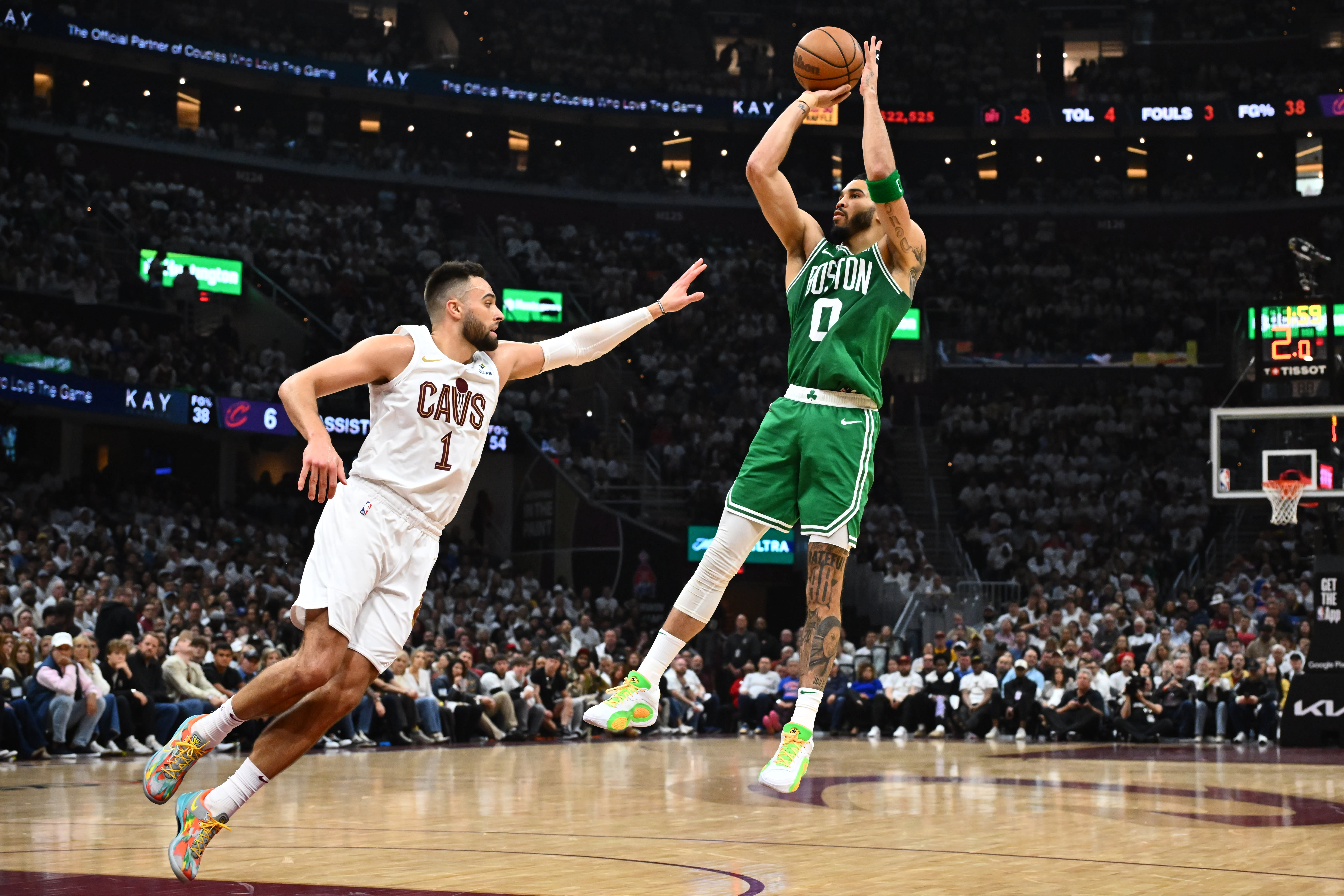 NBA playoffs: Jayson Tatum, Celtics hold off late Cavaliers rally to take Game 3