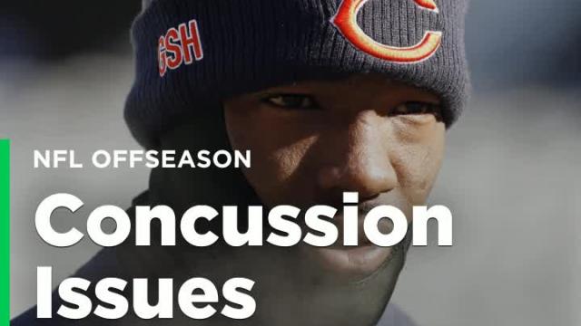 Bears LB Leonard Floyd needed two months to recover from concussion