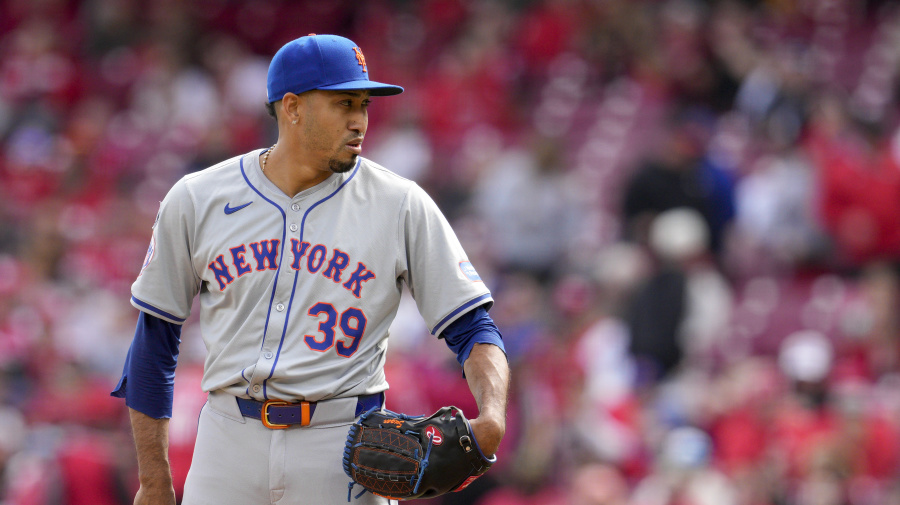 Yahoo Sports - New York Mets reliever Edwin Diaz's immediate future as the team's closer is "fluid," according to manager Carlos