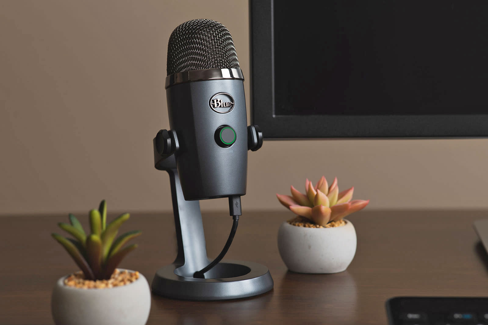 Blue S Yeti Nano Is Built For Simple High Quality Desktop