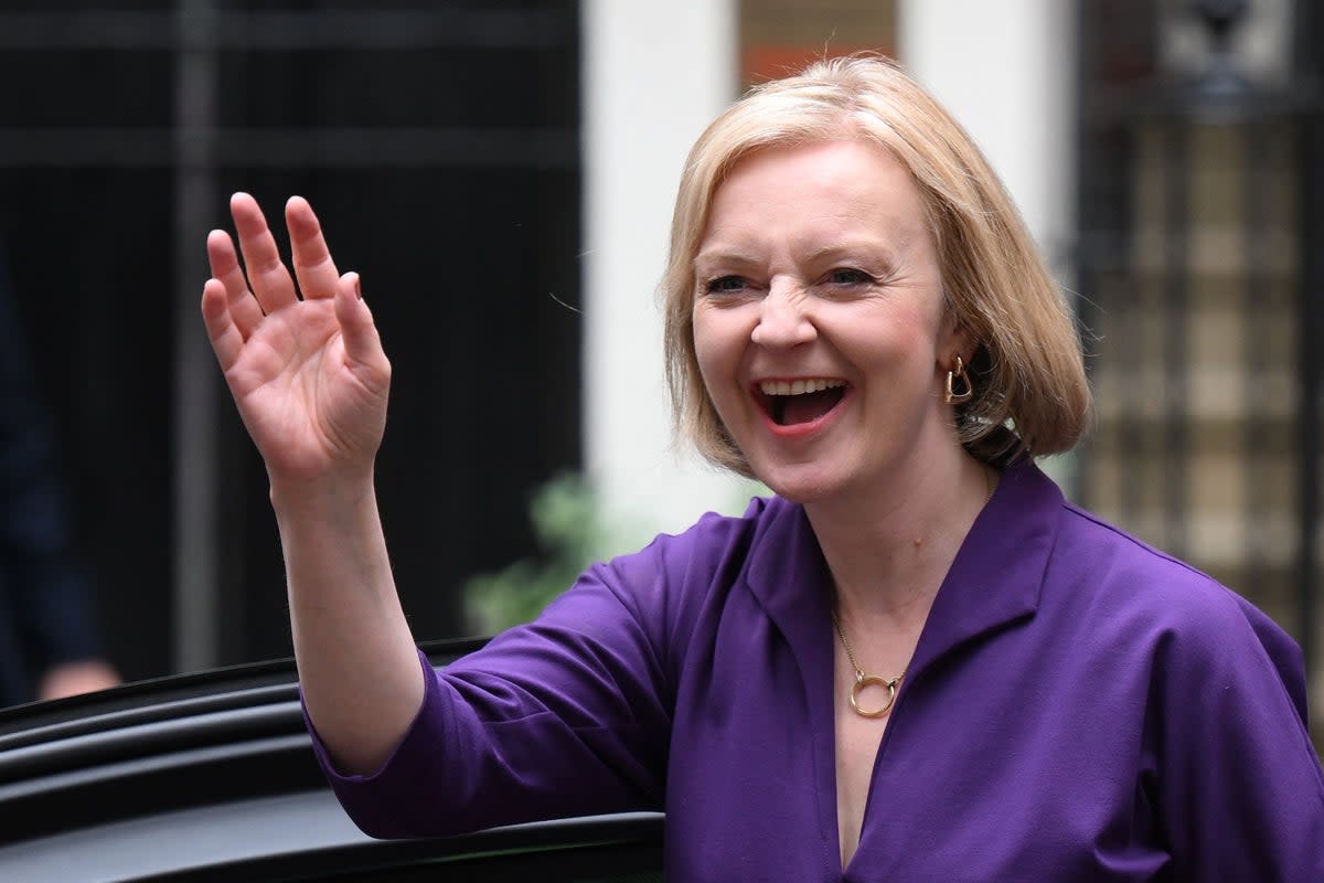 Everyones Bereal Kicked Off As Liz Truss Was Announced As The New Pm Beautiful Timing 