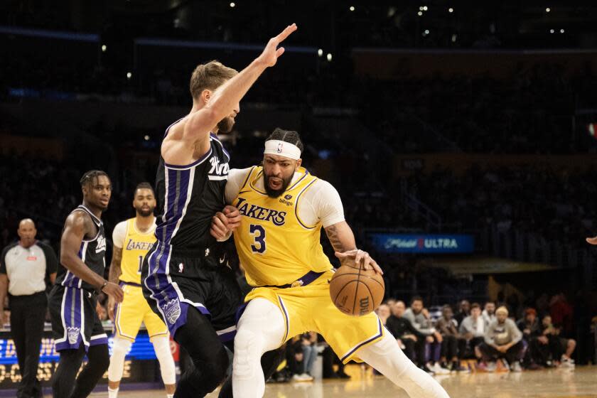 LeBron James exits early as Lakers surrender 19-point lead and fall to Kings