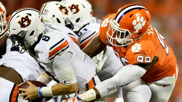 Clemson stifles Auburn in 14-6 win