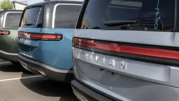 Rivian unveils updated R1 pickup, SUV