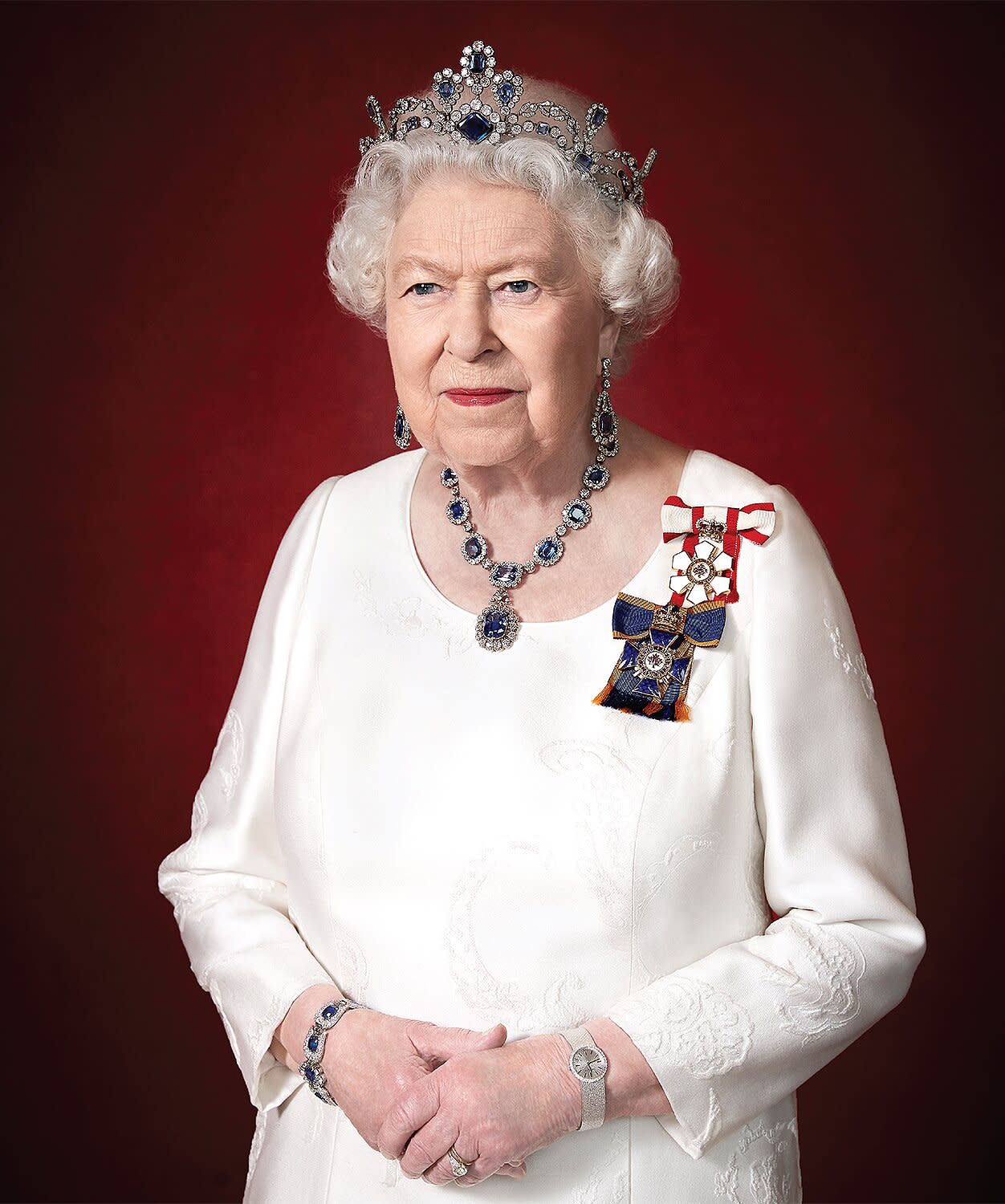 queen elizabeth official biography