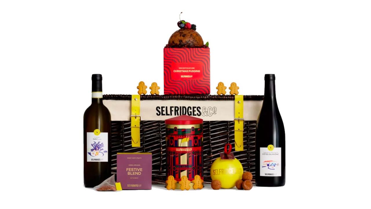 31 Of The Best Christmas Hampers 2023 Has To Offer