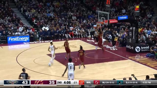 Lamar Stevens with a dunk vs the New Orleans Pelicans