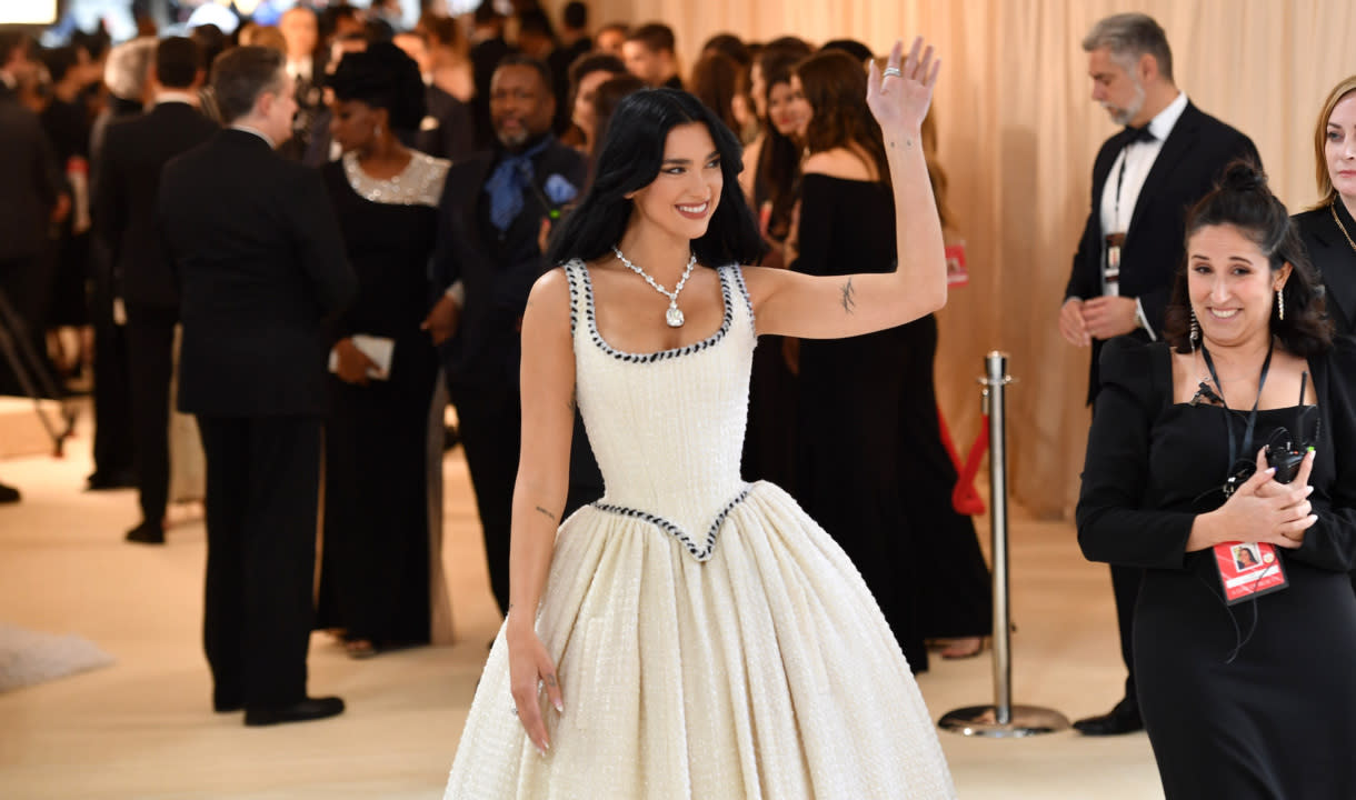 Dua Lipa Opts for Chanel's 1992 Bridal Look at 2023 Met Gala