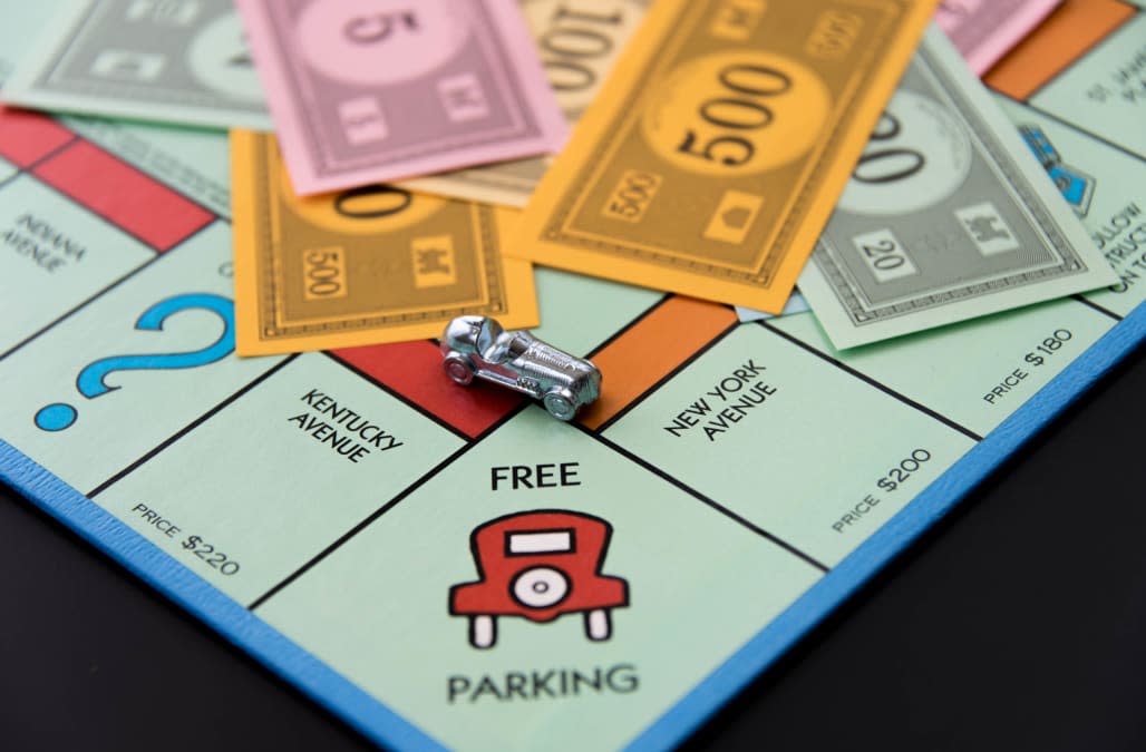 How to win Monopoly, according to experts