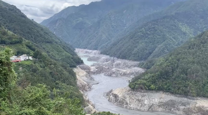 德基水庫水位不斷下探 再創47年新低 (圖)