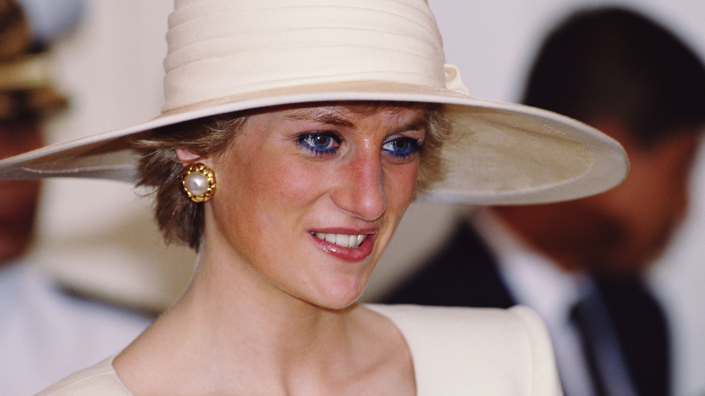 Princess Diana Wouldn't Wear Chanel Logo After Divorce from Prince Charles  Camilla Affair