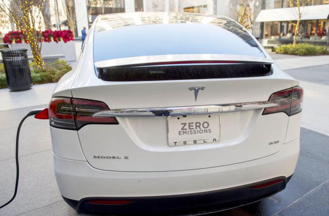 Tesla's latest 100D models focus on not power |