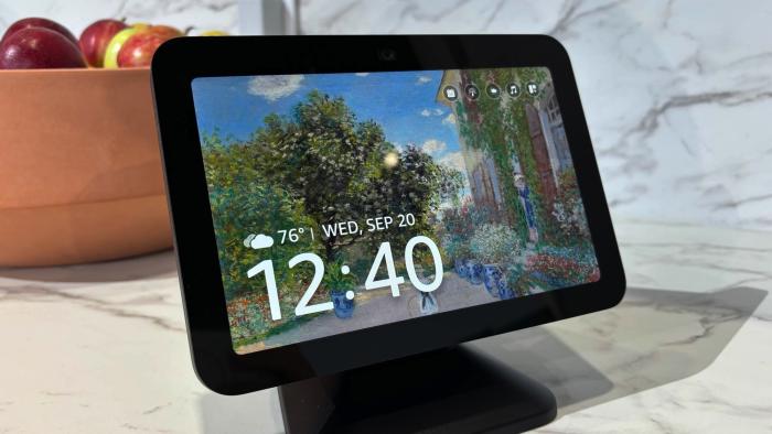 Amazon Echo Show 8 (3rd gen) hands-on