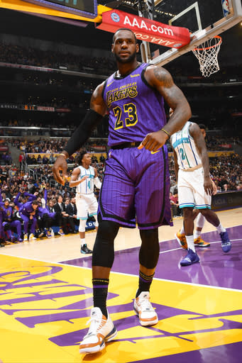 lakers jersey lebron 6