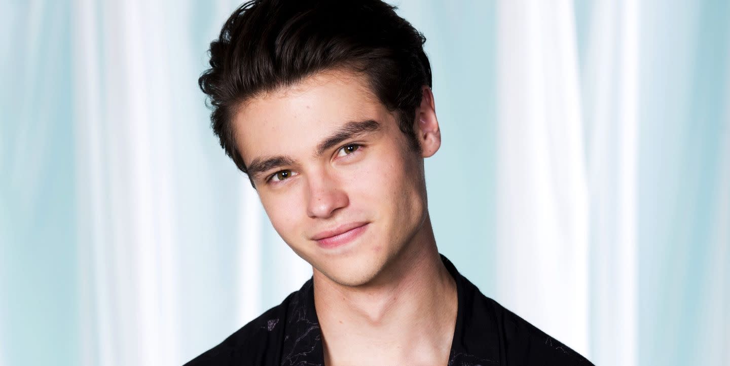 Former Neighbours Star Felix Mallard Shares New Hair Transformation