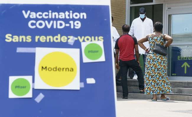 Quebec's health minister says young adults key to avoiding COVID-19 vaccine passport - Yahoo News Canada