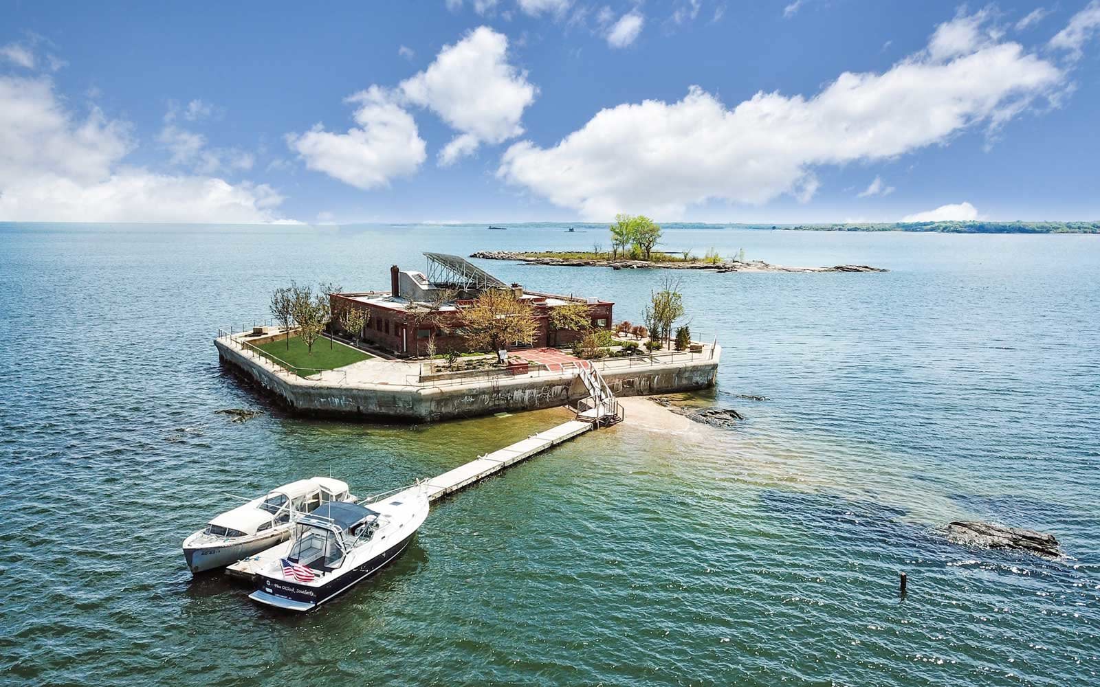 The Best Views of NYC Are From the Rooftop of This Private Island — and