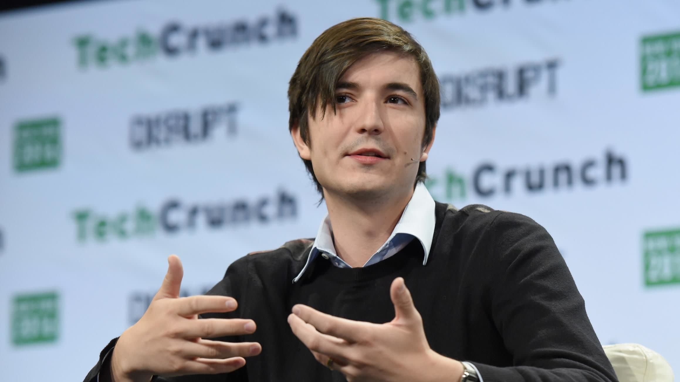 Robinhood CEO denies 'conspiracy theory' that app was 'FORCED by big hedge  funds' to block GameStop stock