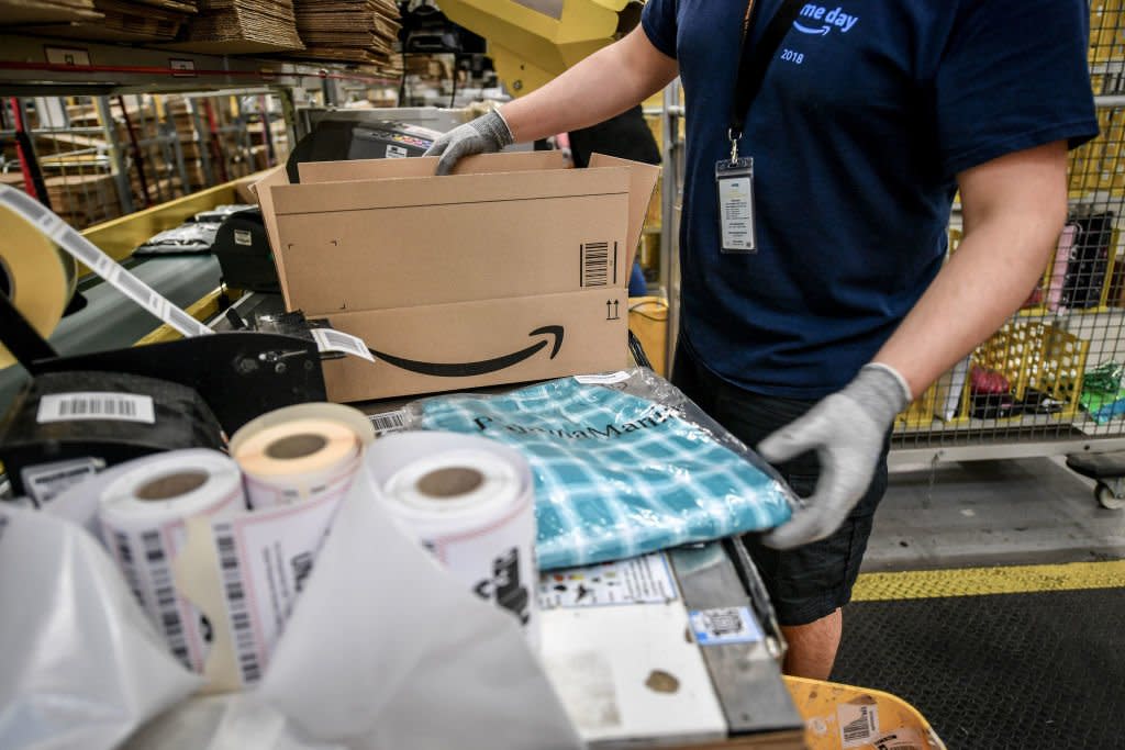 how much do amazon workers get paid in mexico