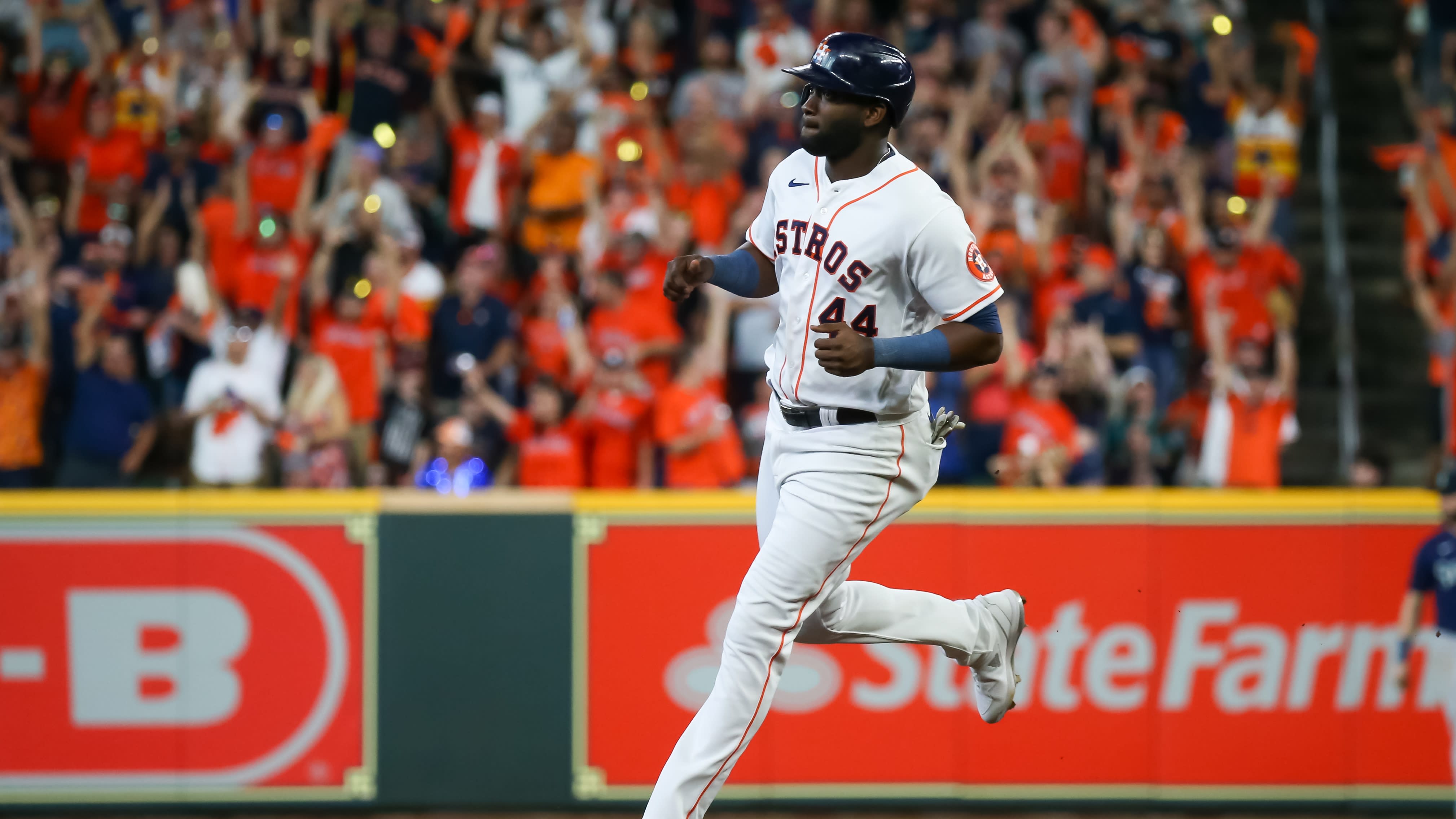 Yordan Alvarez's three-run homer, 11/05/2022