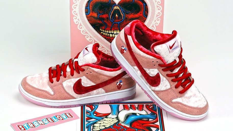 where to buy nike sb strangelove