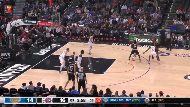 Nicolas Batum with a dunk vs the New York Knicks