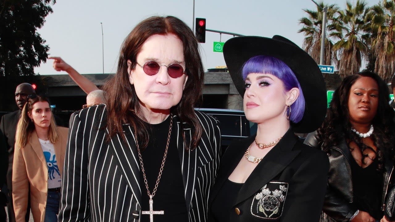 Ozzy Osbourne And Daughter Kelly Make Grammys Appearance Following His Parkinsons Disease Diagnosis 